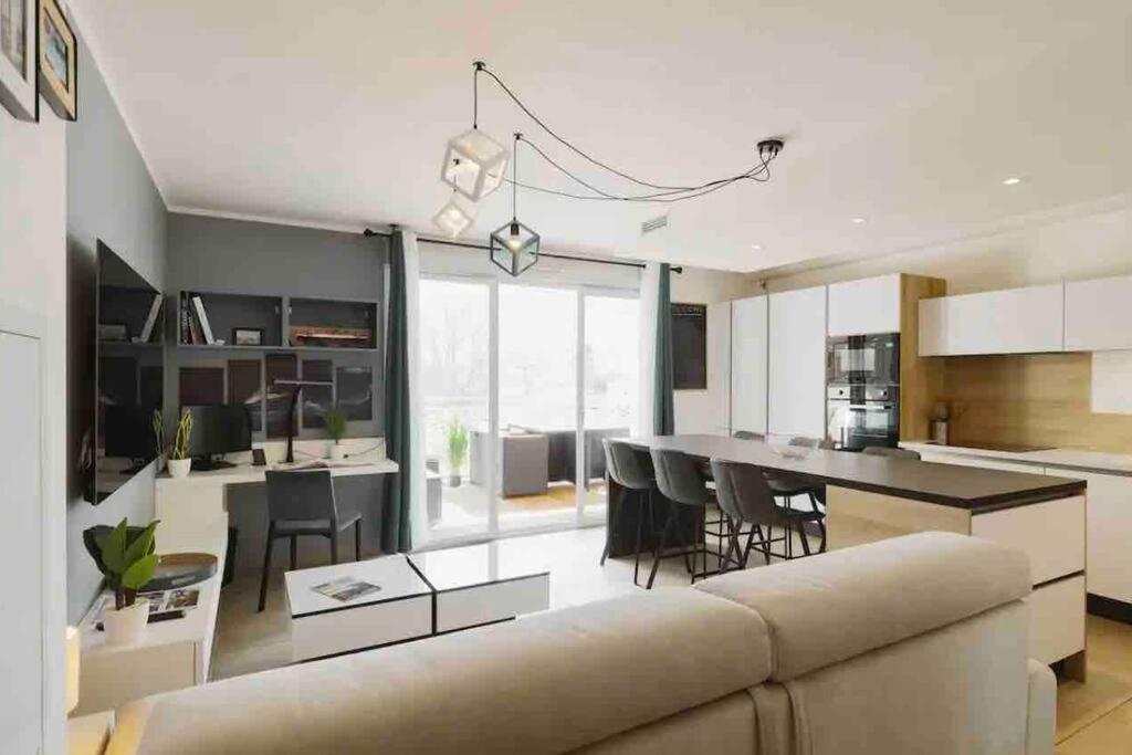 Logement Moderne Luxueux Parking Ac Cote De La Mer Ницца Экстерьер фото